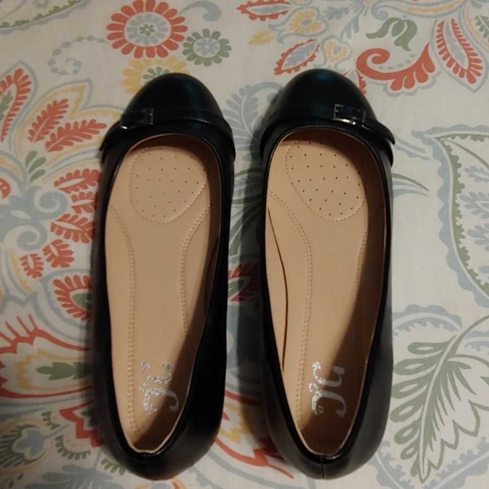 Black shoes